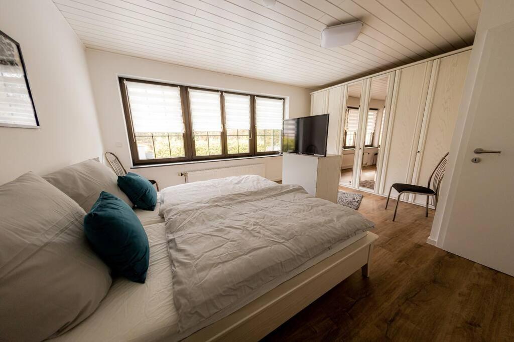 Wohnung Hirschhoehe Im Taunus Neu-Anspach Exterior foto
